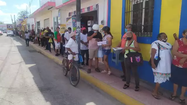 Se espera que la vacuna arribe a la ciudad alrededor de las 6 de la tarde