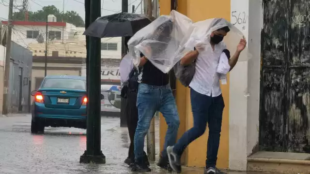 Las lluvias fuertes podrían estar acompañadas de descargas eléctricas