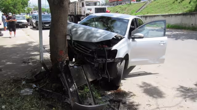 Solamente se reportaron daños materiales