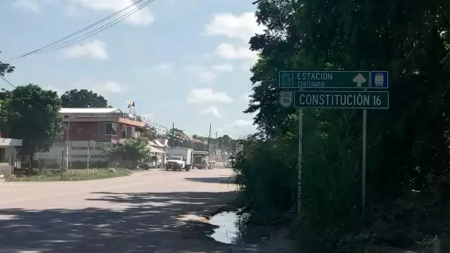 Un hombre conocido como La Loba y su banda han estado robando casas y asaltando transeúntes en la comunidad