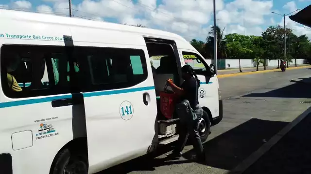 Los choferes de las unidades de transporte público en Playa del Carmen podrán negar el servicio a personas que no porten cubrebocas