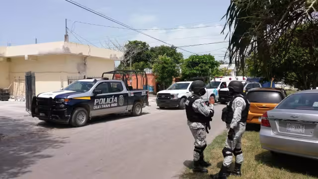 Según testigos de la huida, el taxi en el que escaparon tenía la nueva rotulación del SUCHAA