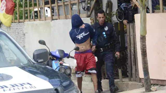 El padre de a menor fue detenido y llevado a la Fiscalía General de Quintana Roo en Cancún acusado de violencia familiar