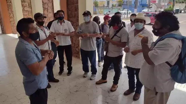 El pago fue prometido por el propio presidente municipal José Esquivel Vargas