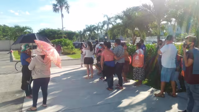 Desde el pasado jueves la CFE cortó el suministro a esta colonia irregular