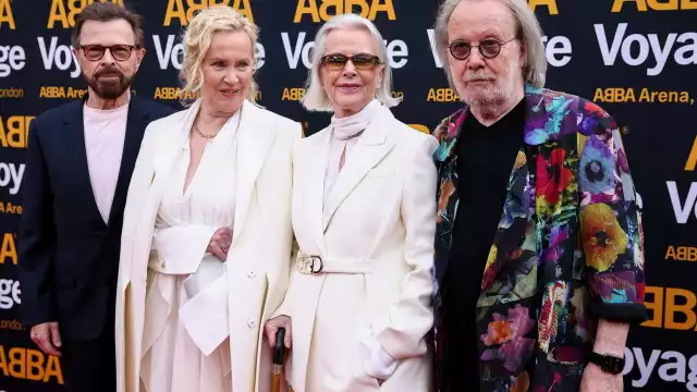 Los cuatro miembros de ABBA se reunieron para la premier de 'ABBA Voyage', su concierto innovador realizado en Londres, Inglaterra