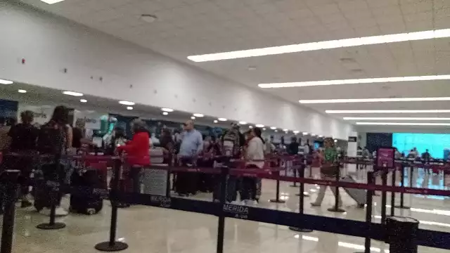 El resto de los vuelos programados para la mañana de este miércoles operan con normalidad