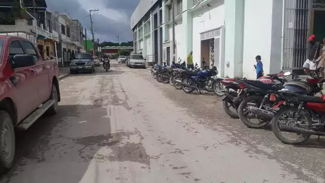 Un hombre dejó su bicicleta encadenada en la calle 22 de la colonia Centro y al regresar no la encontró