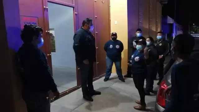 La fiesta clandestina no se pudo clausurar, ya que era una actividad al ser un evento privado.