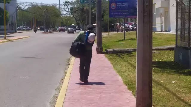 El trabajador arribó al aeropuerto de Ciudad del Carmen