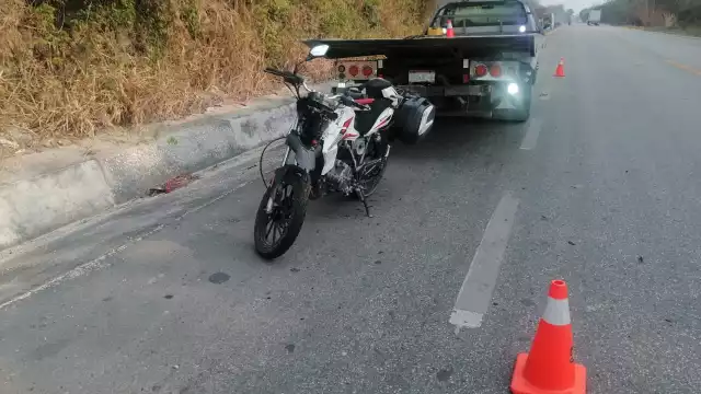 El motociclista fue trasladado a un hospital tras presentar heridas