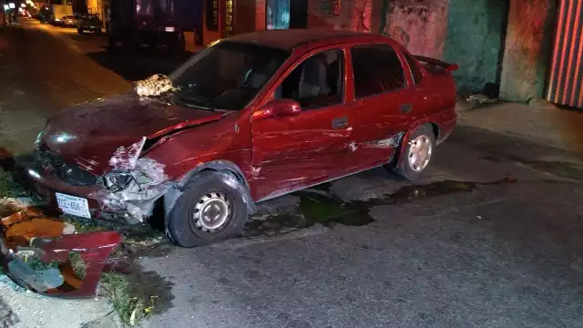 El Chevy recibió varios daños