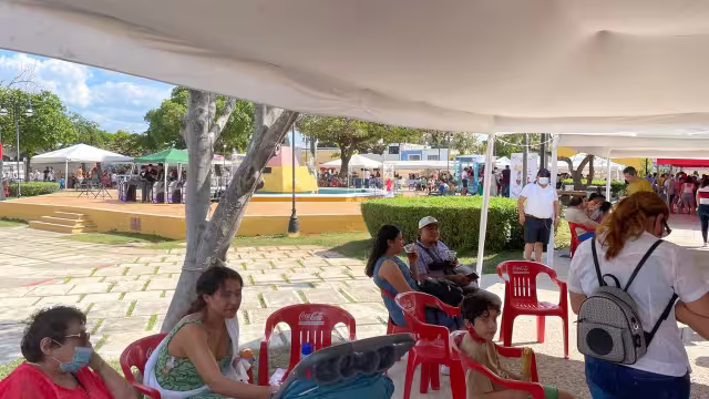 El evento se realiza en el parque de Santa Anna