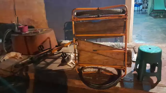 Un total de 8 agentes municipales agredieron y derribaron al conductor de un triciclo en Muna