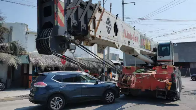 Solamente se registraron daños materiales en el choque