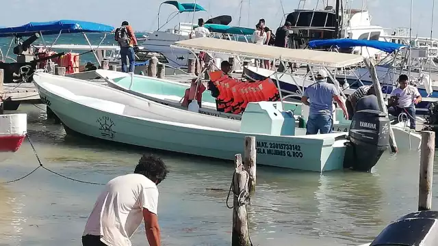 Los cuatro pescadores desaparecidos en alta mar, regresaron a sus casas la madrugada de hoy