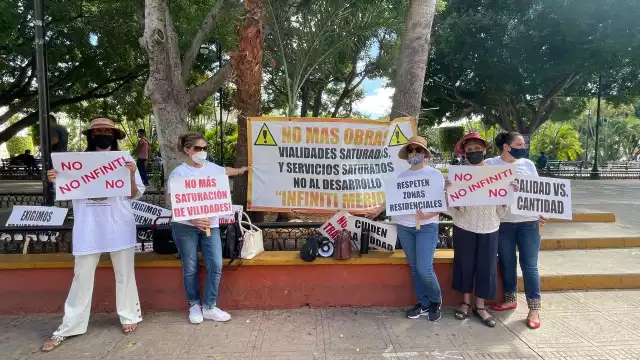 Vecinos de Monte Albán, Montecristo y Montebello de Mérida