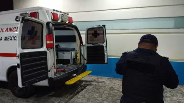 Debido a los golpes, fue trasladado al hospital Jesús Kumate en Cancún