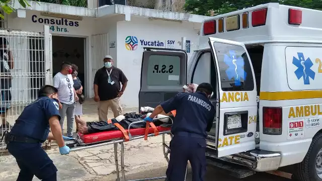 El atacado tuvo que ser trasladado al hospital de Tekax debido a que su vidacorría paligro por desangrarse