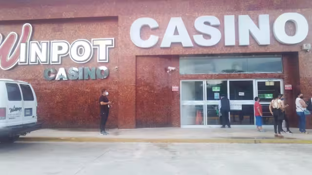 El coordinador de la Cofepris en la zona centro, refirió que continúan con la visita a establecimientos