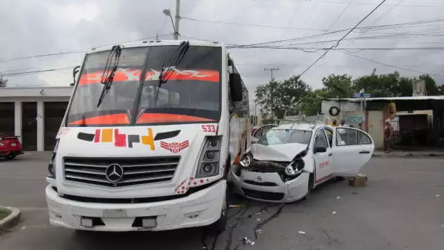 Al lugar llegaron elementos de la policía estatal para evitar el congestionamiento vial