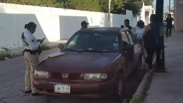 Pese a contar con los papeles del auto, los dueños no pudieron llevárselo a su casa