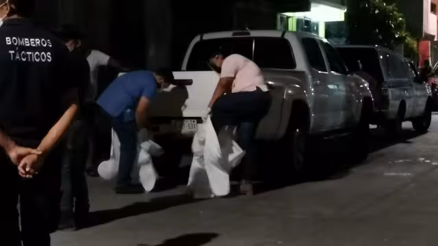 Los cuerpos fueron llevados por la FGE