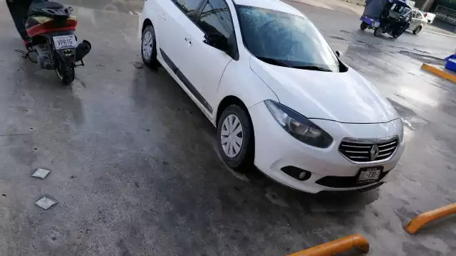 De acuerdo con información oficial, el suceso se verificó a las 11:30 horas en la avenida de los Colegios