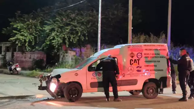 Conductor provoca accidente en la colonia Las Brisas de Champotón y huye del lugar