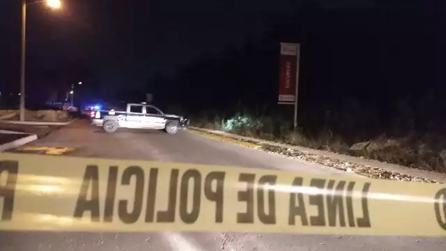 Vecinos reportaron el hallazgo de un cuerpo que se encontraba dentro de bolsas de basura. Foto: Jazmín Rodríguez