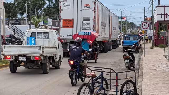 Los vecinos aseguran que es necesario el libramiento para evitar embotellamientos
