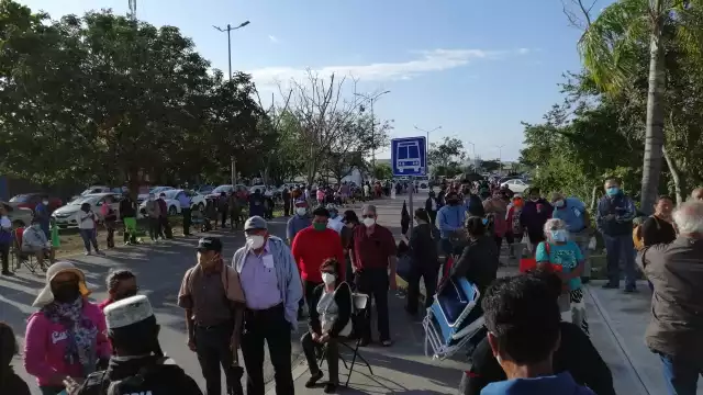 Hoteleros alistan compra de vacunas anticovid