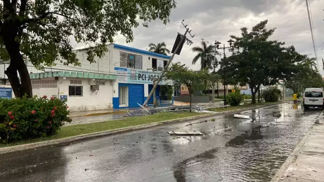 Como tormenta tropical Lisa ocasiona lluvias intensas en el sur de Campeche