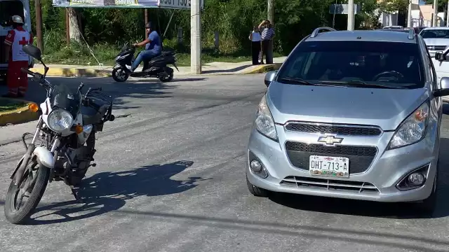 La mujer quedó tendida en la avenida Gustavo Díaz Ordaz de Campeche