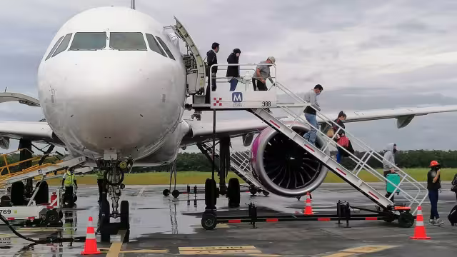 El vuelo tendrá operaciones los viernes y domingo Foto: Gabriel Aguilar