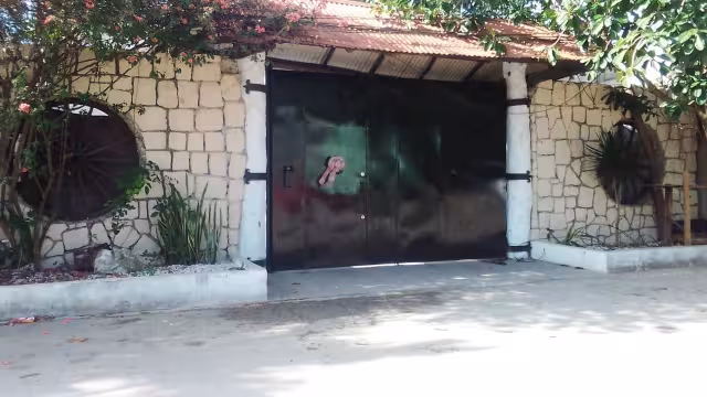 Una mujer denunció que su esposo quedó en estado vegetativo tras los maltratos sufridos en el anexo de Playa del Carmen