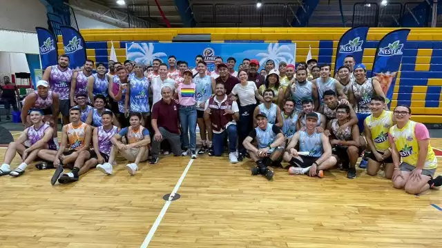 En el Primer Circuito LGTBQ+ de Voleibol en Cancún se tiene la participación de equipos del país