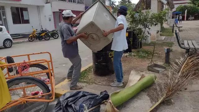 Solo existen dos recolectores de basura para todo el municipio