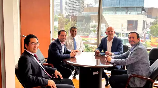 Autoridades recordaron que el proyecto contempla 300 camas; construir 15 quirófanos, y ampliar de 41 a 81 el número de consultorios