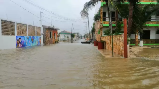 Delta dejó de inundaciones y apagones en Río Lagartos Foto: Jesús Gómez