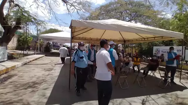 Cerca de un 10 por ciento de abuelitos quedaron sin inmunizarse