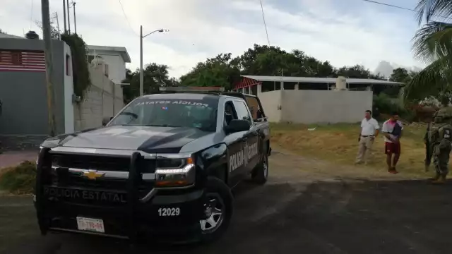 Aproximadamente tres mil 500 pesos, una bocina de marca Seleet y utensilios de cocina fueron sustraídos del interior de un punto modelo u