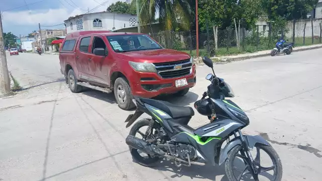 Tres personas lesionadas, entre ellas un menor de un año, en accidente en Escárcega.