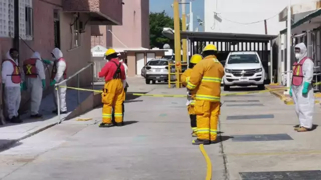 El simulacro se hizo durante la hora laboral para simular un riesgo real de los ciudadanos a loa alrededores