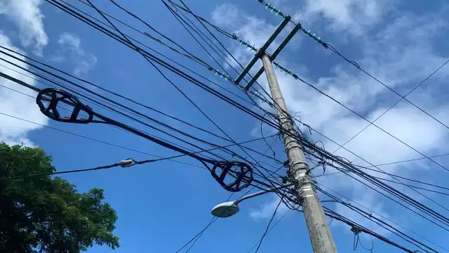 La energía se cortará durante el paso del fenómeno meteorológico. Foto: Jorge Delgado