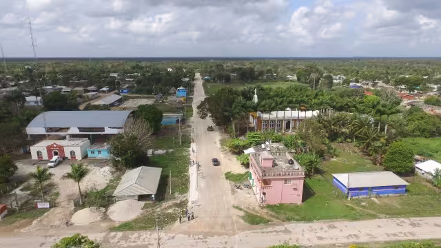 En el año 1985, los centroamericanos recibieron asilo de México al huir de la guerra civil en su país