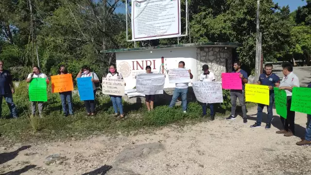 Los quejosos indicaron que el INPI incumplió con los acuerdos de mejorar sus condiciones de trabajo, por lo que se unieron a la protesta que se realiza a nivel nacional