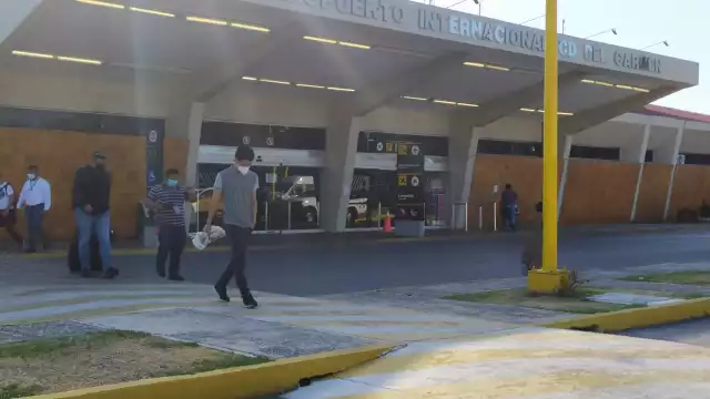 Viajero considera que es mejor gastar más que contagiarse de covid