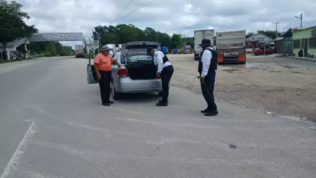 La SPSC instaló un filtro de revisión en la avenida Solidaridad, colonia Carlos Salinas de Gortari, en Escárcega.