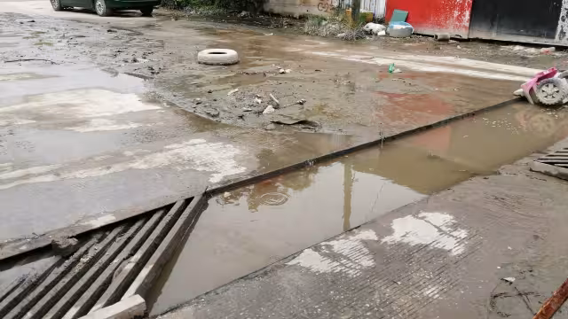 Vecinos se quejan del ayuntamiento de Ciudad del Carmen ya que hasta el momento no han hecho nada. Foto: Irene Barradas